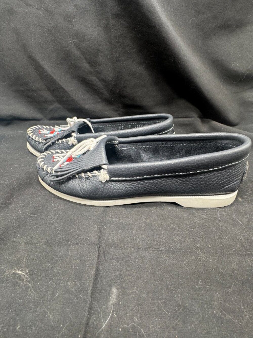 Vintage Minnetonka Thunderbird Smooth Moose Leather Women's Loafers Size 7 navy - Picture 2 of 7